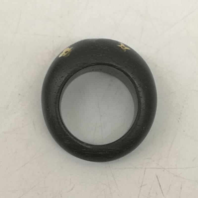 ルイヴィトン LOUIS VUITTON アクセサリー 指輪 M65934 バーグ シルヴァニア ダーク ブラウン 13号 ウッド リング M GA0131 - 茶 / ブラウン / brown レディース USED 古着 中古 50157569
