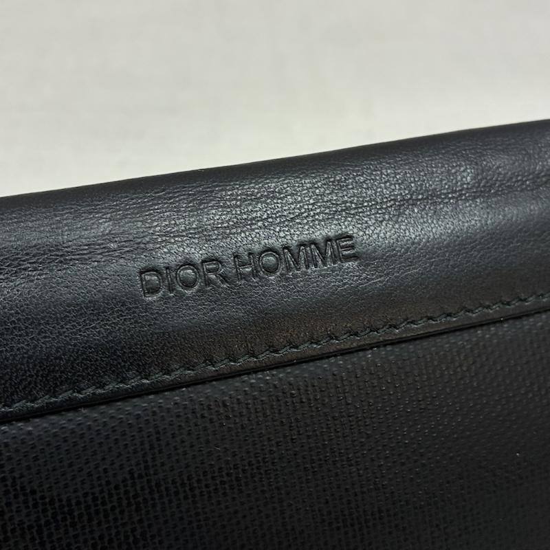 ディオールオム Dior homme 財布 コンパクト財布 オブリーク トロッター ロゴ 型押し 二つ折り レザー カードケース - ロゴ、文字 黒 / ブラック / black メンズ USED 古着 中古 50157615