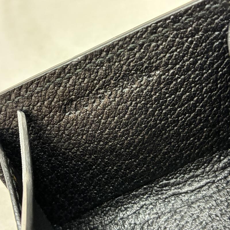 グッチ GUCCI 財布 コンパクト財布 GGマーモント レザー 三つ折り 小銭入れ コインケース ゴールドロゴ 473959 - ロゴ、文字 X ワンポイント 黒 / ブラック / black X 金 / ゴールド / gold color メンズ USED 古着 中古 50157636