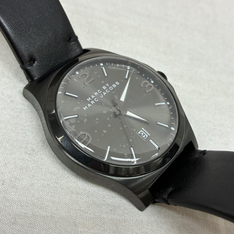 マークバイマークジェイコブス MARC by MARC JACOBS 腕時計 アナログ（クォーツ式） ステンレス ケース レザー ベルト アナログ クォーツ 腕時計 - 黒 / ブラック / black メンズ USED 古着 中古 50157653