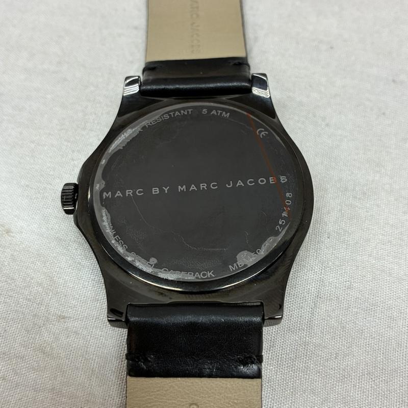 マークバイマークジェイコブス MARC by MARC JACOBS 腕時計 アナログ（クォーツ式） ステンレス ケース レザー ベルト アナログ クォーツ 腕時計 - 黒 / ブラック / black メンズ USED 古着 中古 50157653
