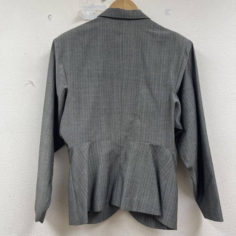 ワイズ Y s ジャケット、上着 ジャケット、ブレザー ピンストライプ 柄 テーラード ブレザー ジャケット 灰 / グレー / gray レディース USED 古着 中古 50157714