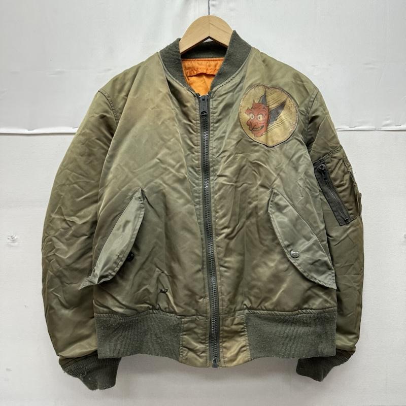 アヴィレックス AVIREX ジャケット、上着 フライトジャケット USA製 MA-1 B-29 フライト ジャケット S カーキオリーブ / カーキオリーブ / メンズ USED 古着 中古 50157806