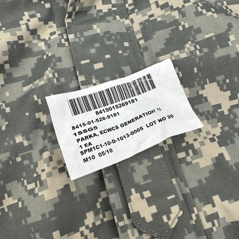 古着 USED ジャケット、上着 ジャンパー、ブルゾン US.ARMY ECWCS UNIVERSAL CAMO GORE-TEX デジタルカモ ミリタリージャケット M カーキ / カーキ / khaki メンズ USED 古着 中古 50157808