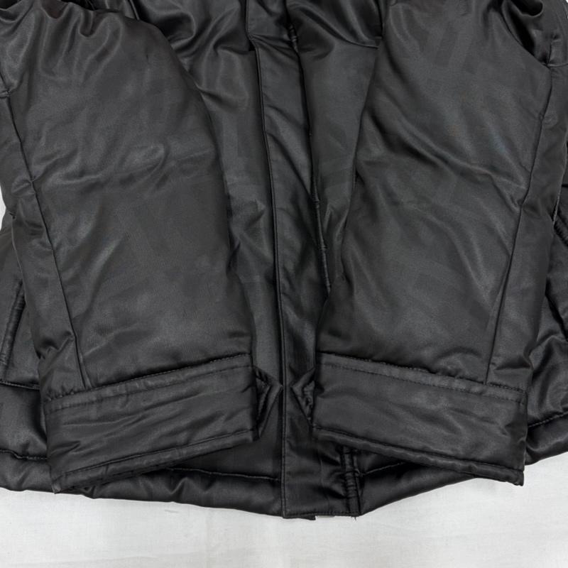 バーバリー BURBERRY ジャケット、上着 ダウンジャケット BLACK LABEL ダウン ジャケット ファー ノバチェック フード 取り外し可能 M 無地 黒 / ブラック / black メンズ USED 古着 中古 50157899