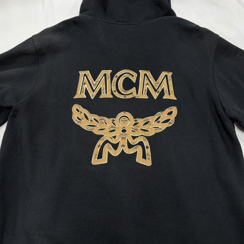 エムシーエム MCM パーカー 長袖 クラシック ロゴ フーディー パーカー プルオーバー フルジップ ユニセックス M ロゴ、文字 黒 / ブラック / black X 金 / ゴールド / gold color X 茶 / ブラウン / brown メンズ USED 古着 中古 50157933