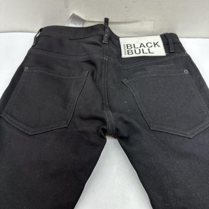 ディースクエアード DSQUARED2 パンツ デニム、ジーンズ Skater Jean ボタンフライ スキニー デニム パンツ S71LB1050 S30564 44 黒 / ブラック / black メンズ USED 古着 中古 50157981