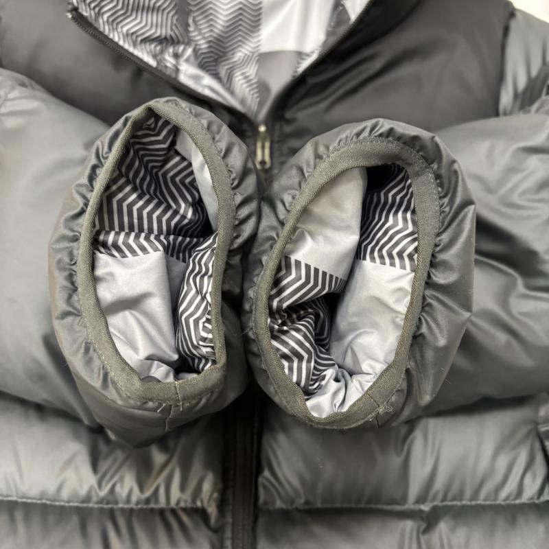 ナイキ NIKE ジャケット、上着 ダウンジャケット 444742-060 リバーシブルダウンジャケット L L ロゴ、文字 X 総柄 灰 / グレー / gray X チャコールグレー / チャコールグレー / メンズ USED 古着 中古 50158073