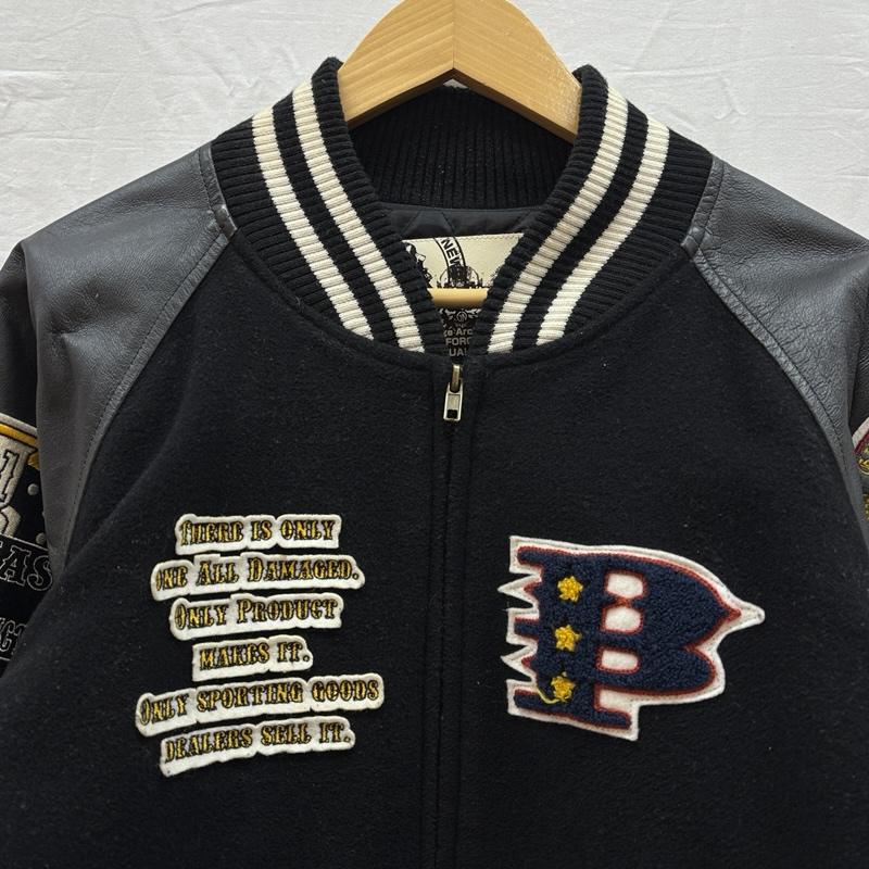 グラッドニュース GLADNEWS ジャケット、上着 ジャンパー、ブルゾン フルデコ レタード スタジャン バーシティ ジャケット ジップアップ ウール ポリ レザー - 黒 / ブラック / black メンズ USED 古着 中古 50158250