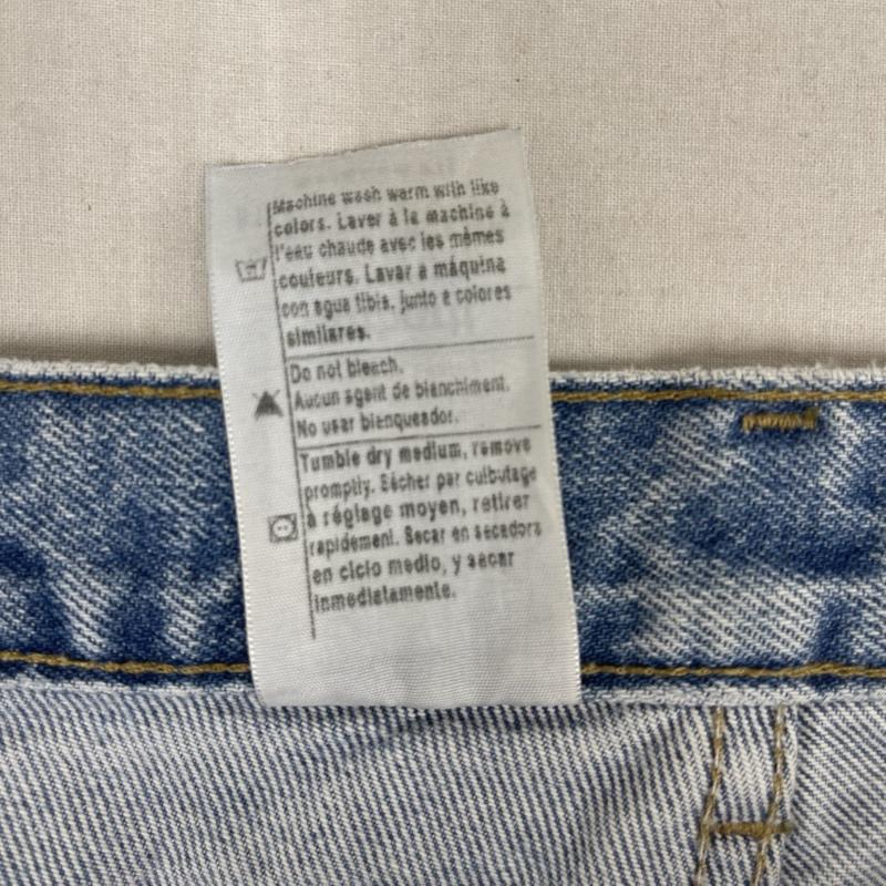 カーハート Carhartt パンツ デニム、ジーンズ B17 STW ビッグシルエット ロゴ パッチ デニム ワイド パンツ 44インチ インディゴ / インディゴ / Indigo メンズ USED 古着 中古 50158311