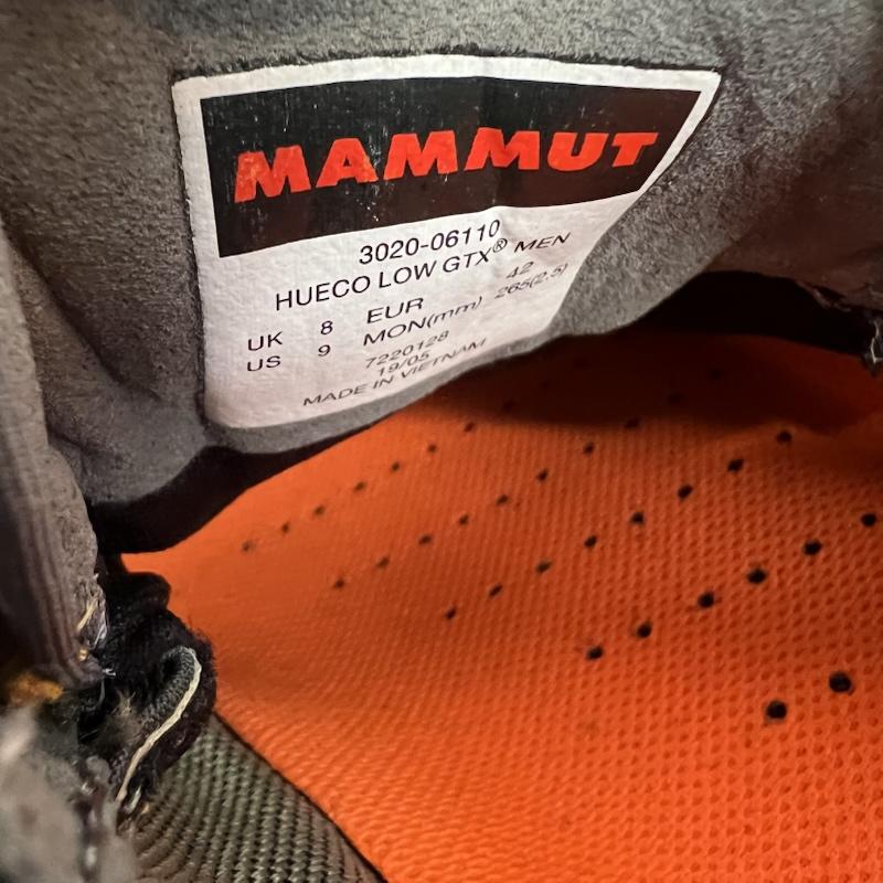 マムート Mammut スニーカー スニーカー フエコ ロー ゴアテックス 3020-06110 ハイキングシューズ UK：8 メンズ USED 古着 中古 50158422