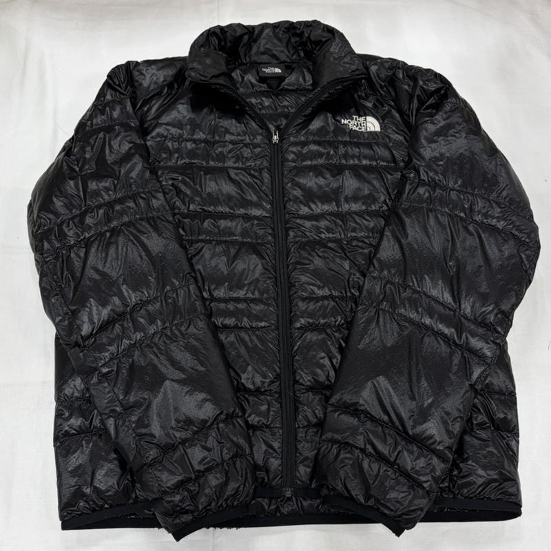 ザノースフェイス THE NORTH FACE ジャケット、上着 ダウンジャケット LIGHT HEAT JACKET ジップ 光沢 ダウン ジャケット nd18174 ライト 軽量 M ロゴ、文字 X 刺繍 黒 / ブラック / black X 白 / ホワイト / white メンズ USED 古着 中古 50158686