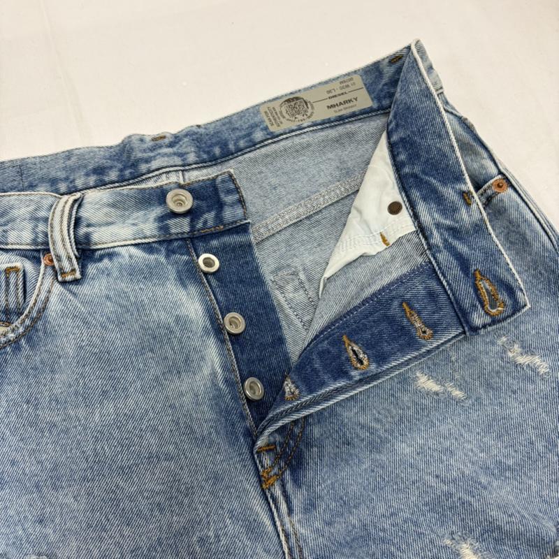 ディーゼル DIESEL パンツ デニム、ジーンズ ダメージ クラッシュ デニム ジーンズ ボタンフライ レザーパッチ ロゴ 30インチ ダメージ加工 メンズ USED 古着 中古 50159117
