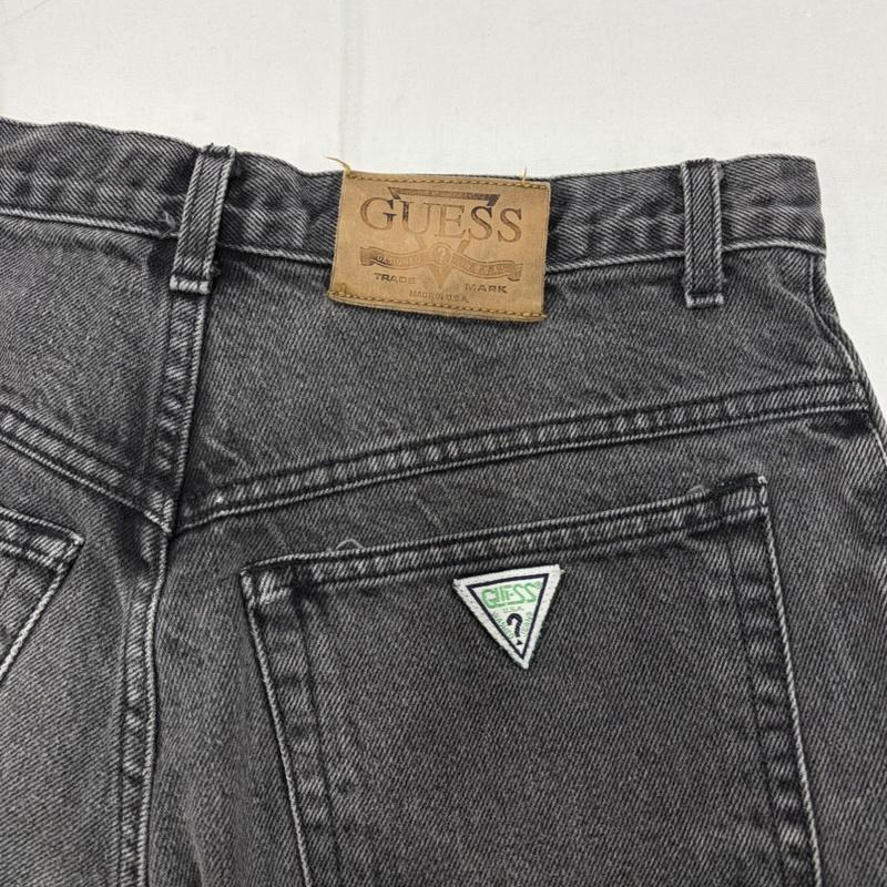 ゲス Guess パンツ デニム、ジーンズ 90s USA製 テーパード ブラックデニム ヴィンテージ 三角ロゴ 32インチ ロゴ、文字 黒 / ブラック / black メンズ USED 古着 中古 50159121