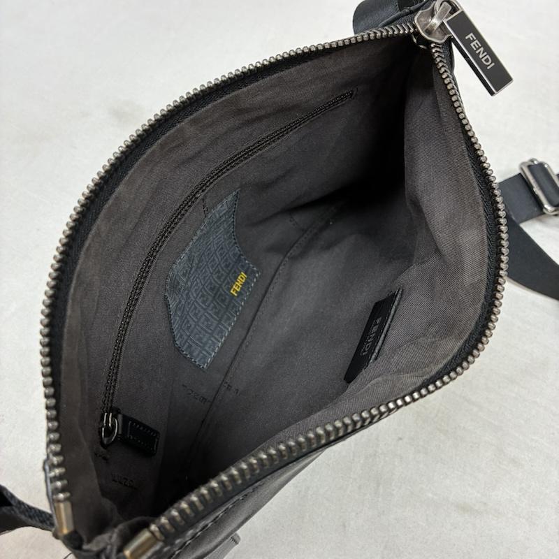フェンディ FENDI ボディバッグ ボディバッグ ナイロン レザー メッシュ クロス ボディ ウエスト バッグ - ワンポイント X ロゴ、文字 メンズ USED 古着 中古 50159130