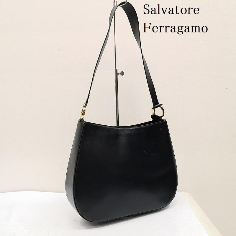 サルヴァトーレフェラガモ Salvatore Ferragamo ショルダーバッグ ショルダーバッグ AQ21-8162 レザー ショルダー バッグ 肩掛け ガンチーニ ゴールド金具 - 黒 / ブラック / black レディース USED 古着 中古 50159154