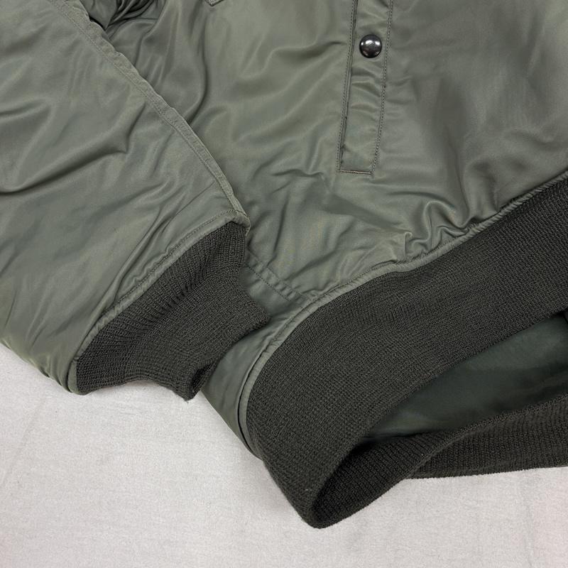バズリクソンズ Buzz Rickson s ジャケット、上着 ジャンパー、ブルゾン BR10981 BR11318 LION UNIFORM INC MA-1 ミリタリー フライト ボンバー ジャケット M メンズ USED 古着 中古 50159165