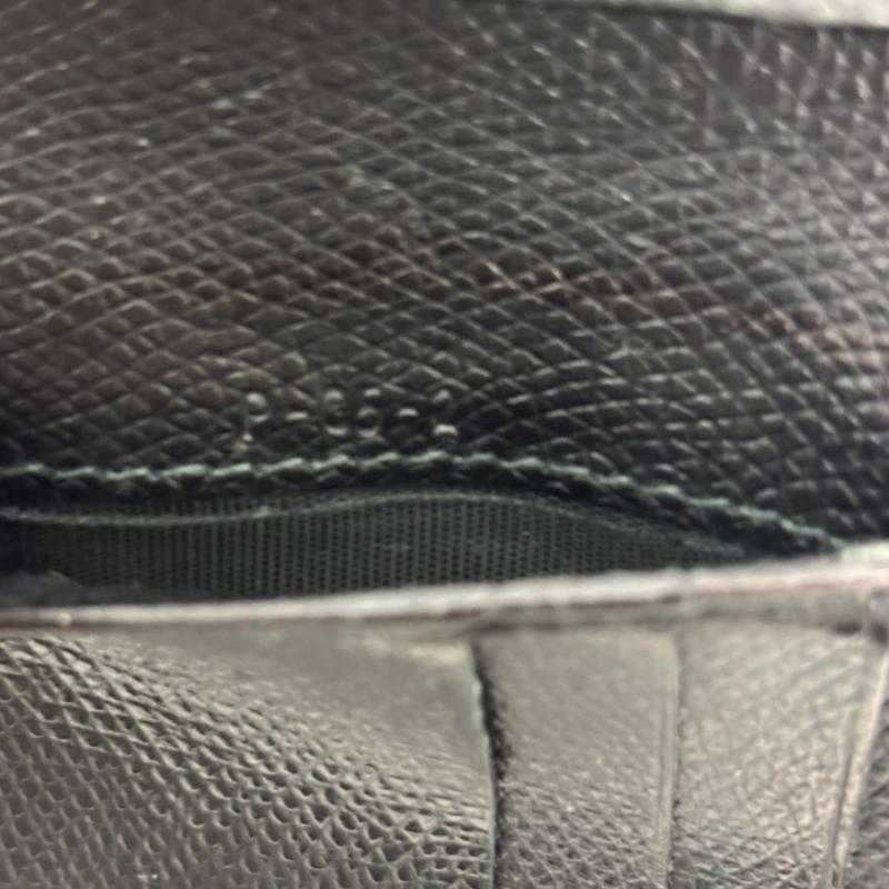 セリーヌ CELINE 財布 二つ折り 二つ折り 財布 P-05-2 黒 / ブラック / black メンズ USED 古着 中古 50159213