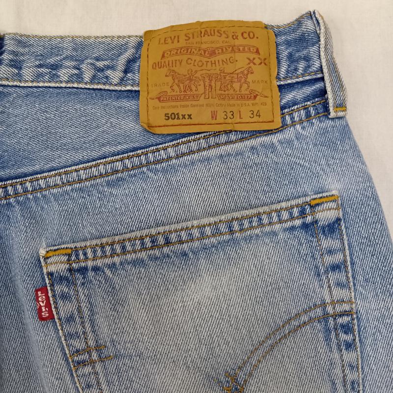 リーバイス Levi s パンツ デニム、ジーンズ levi s 501xx 01年製 made in USA ライトブルー W33 L34 33インチ 無地 水色 / ライトブルー / メンズ USED 古着 中古 50159311
