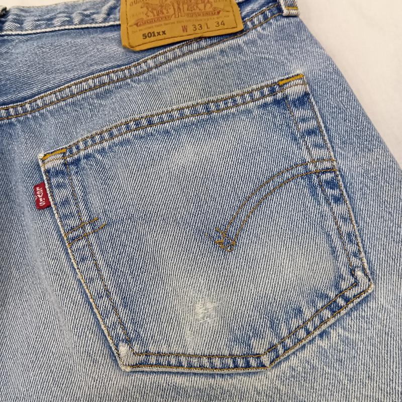 リーバイス Levi s パンツ デニム、ジーンズ levi s 501xx 01年製 made in USA ライトブルー W33 L34 33インチ 無地 水色 / ライトブルー / メンズ USED 古着 中古 50159311