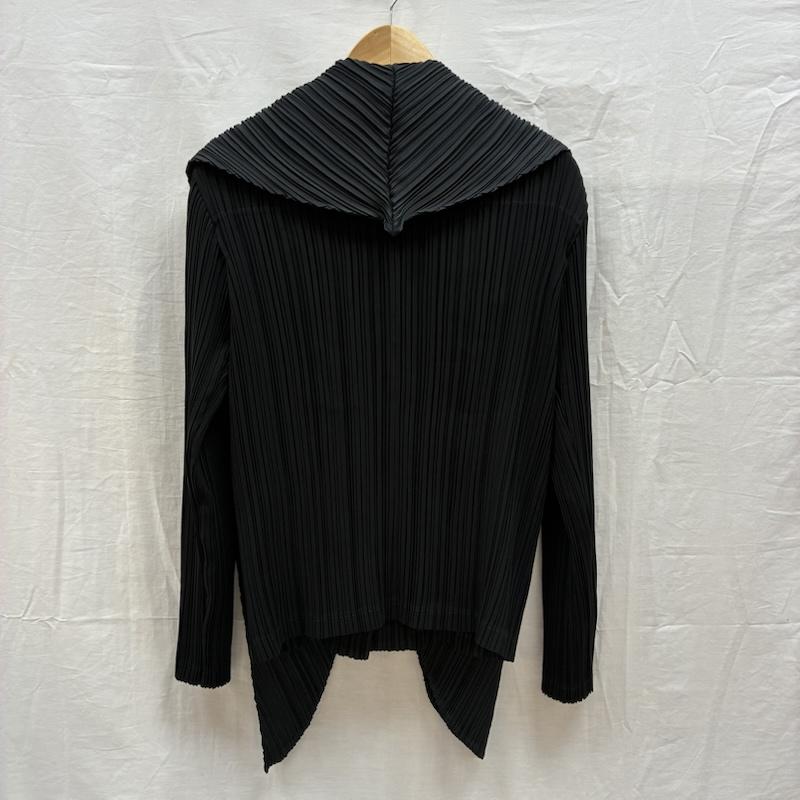 イッセイミヤケ ISSEY MIYAKE カーディガン 長袖 変形 ツートン プリーツ カーディガン IM21FD111 2 レディース USED 古着 中古 50159312
