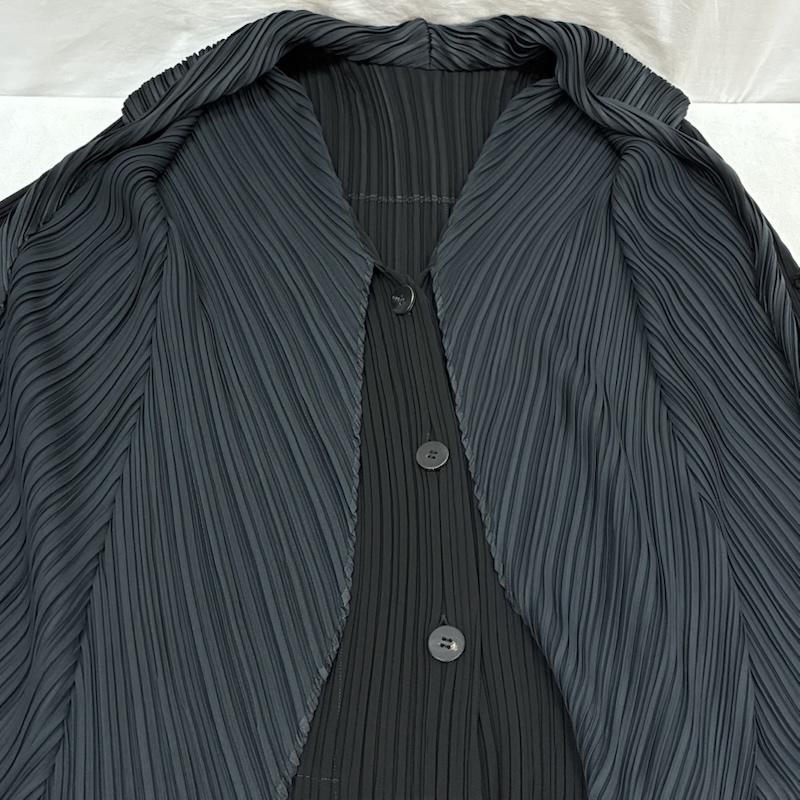 イッセイミヤケ ISSEY MIYAKE カーディガン 長袖 変形 ツートン プリーツ カーディガン IM21FD111 2 レディース USED 古着 中古 50159312