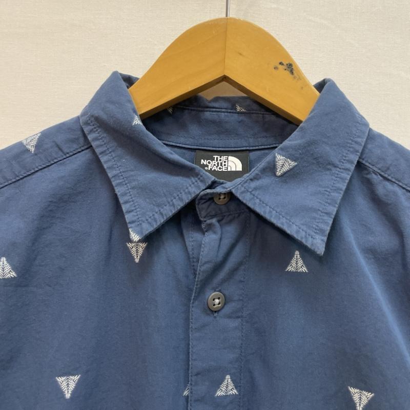 ザノースフェイス THE NORTH FACE シャツ、ブラウス 半袖 ショートスリーブ ベイトレイルジャカードシャツ NR02001Z M 総柄 青 / ブルー / blue メンズ USED 古着 中古 50159336