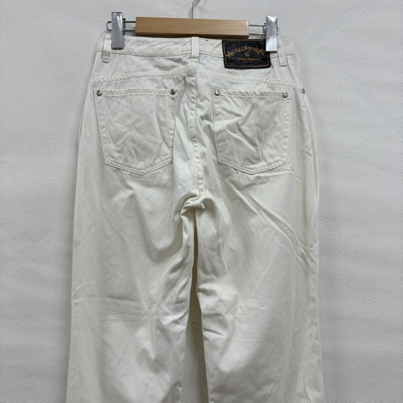 ヴィヴィアンウエストウッド Vivienne Westwood パンツ ワークパンツ、ペインターパンツ ANGLOMANIA アングロマニア ストレートパンツ レザー パッチ ロゴ イタリア製 ジッパーフライ LAMPOジップ 28インチ ロゴ、文字 X プリント 白 / ホワイト / white X 黒 / ブラック / black X 橙 / オレンジ / orange レディース USED 古着 中古 50159342