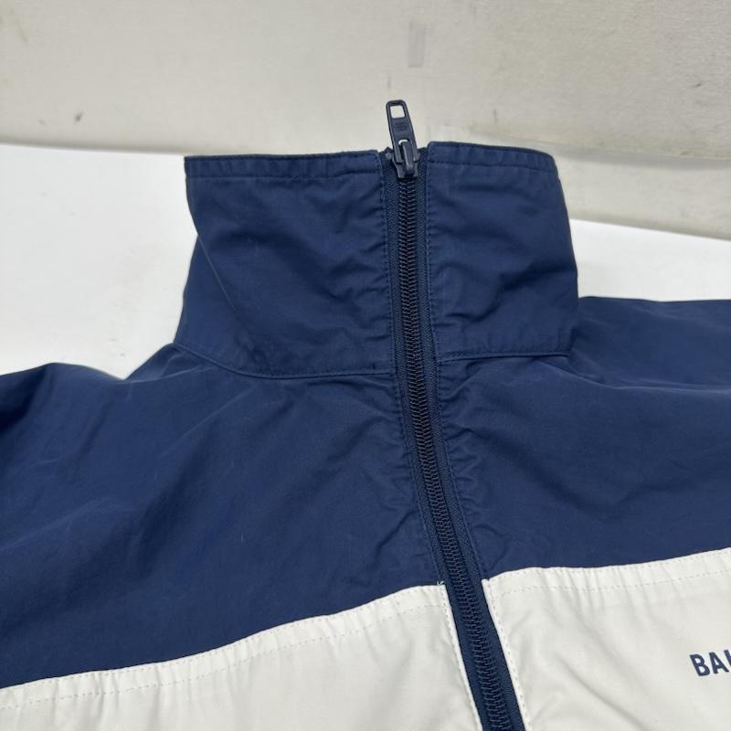 バレンシアガ BALENCIAGA ジャケット、上着 ジャンパー、ブルゾン 19AW ロゴ刺繍 ナイロン トラック ジャケット 571434 TYB18 44 紺 / ネイビー / navy X 白 / ホワイト / white メンズ USED 古着 中古 50159406