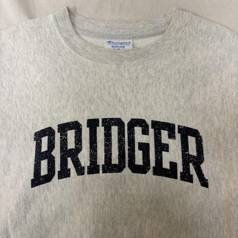 チャンピオン Champion トレーナー 長袖 リバースウィーブ BRIDGER プリントスウェット 霜降りグレー M M ロゴ、文字 X プリント 灰 / グレー / gray メンズ USED 古着 中古 50159519