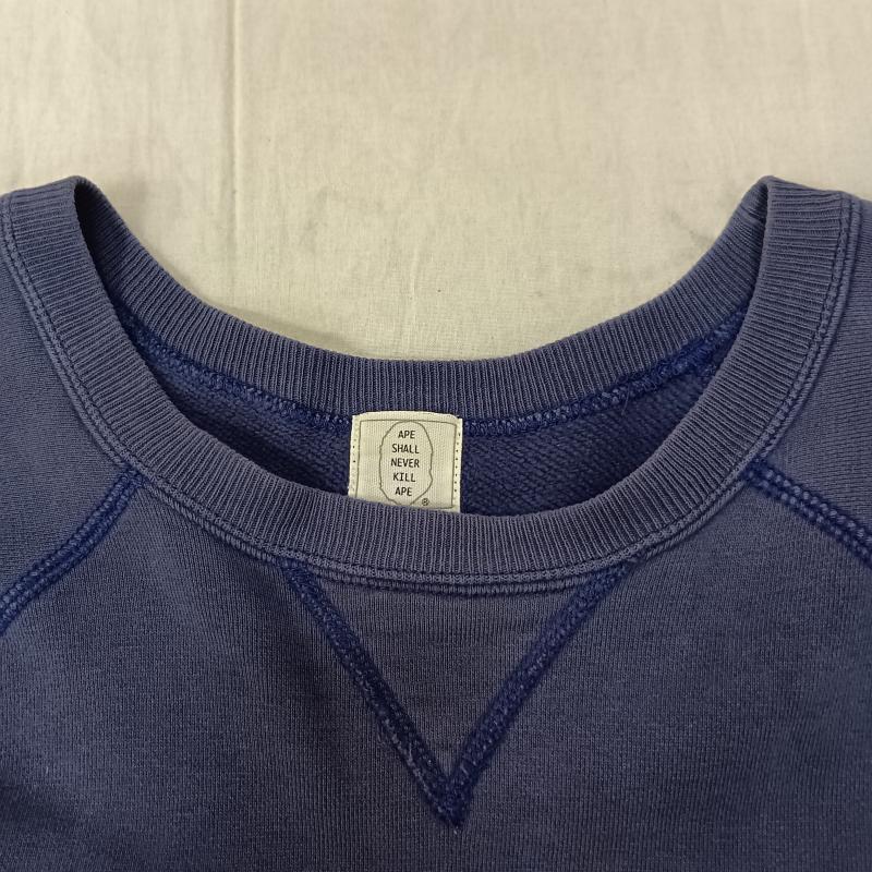 アベイシングエイプ A BATHING APE トレーナー 長袖 90s BAPE HUMAN カレッジロゴスウェット 前V ラグランスリーブ navy - ロゴ、文字 紺 / ネイビー / navy メンズ USED 古着 中古 50159522