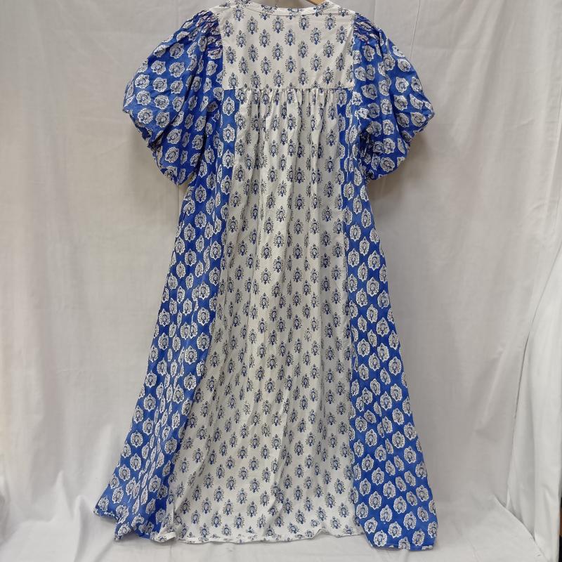 古着 USED ワンピース ロングスカート aguni パネルプリント ランタンスリーブワンピース オリエンタル柄 パフスリーブ blue - 総柄 白 / ホワイト / white X 青 / ブルー / blue レディース USED 古着 中古 50159542