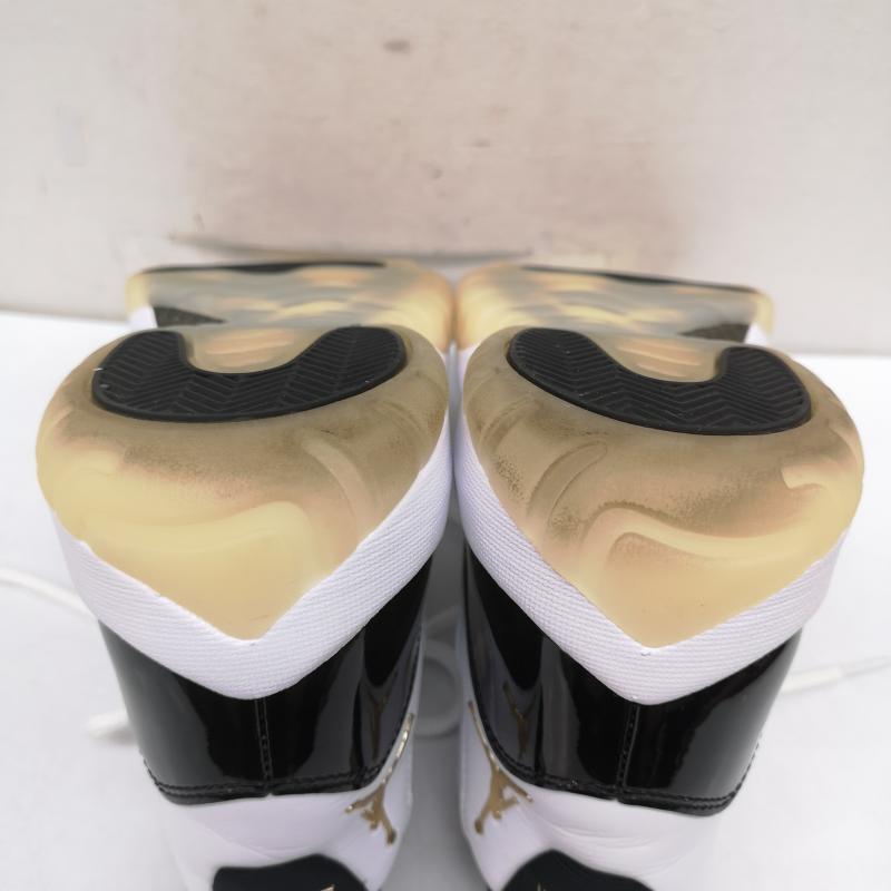 ナイキ NIKE スニーカー スニーカー AIR JORDAN 11 RETRO Gratitude ジョーダン グラティテュード スニーカー CT8012-170 27.0cm 白 / ホワイト / white X 黒 / ブラック / black メンズ USED 古着 中古 50159653