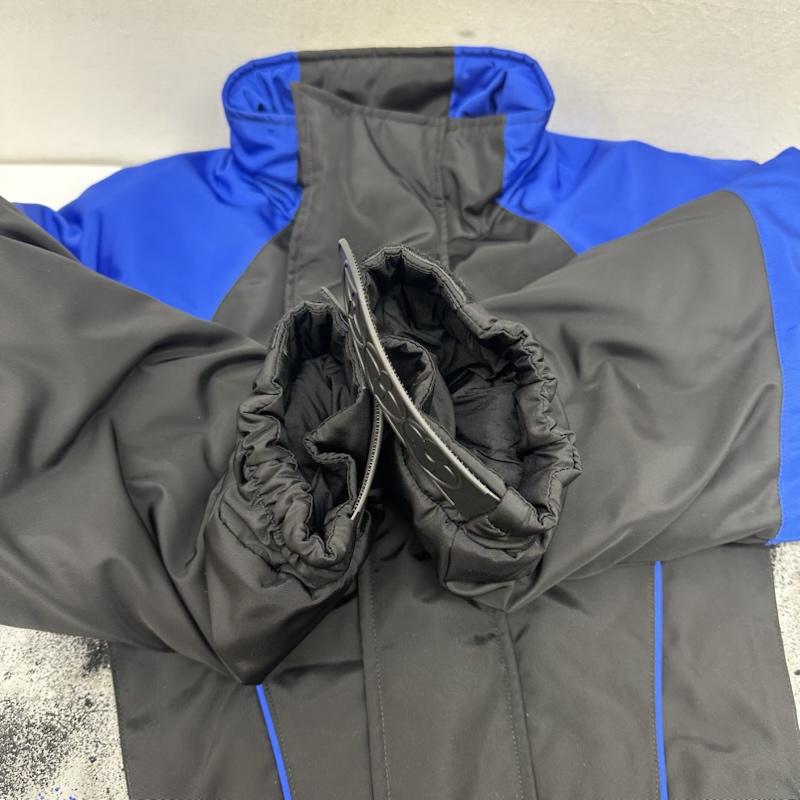 ルイヴィトン LOUIS VUITTON ジャケット、上着 ジャンパー、ブルゾン スプラッシュ モノグラム ナイロン パフィー ジャケット HIB30WRWK 46 黒 / ブラック / black X 青 / ブルー / blue メンズ USED 古着 中古 50159697