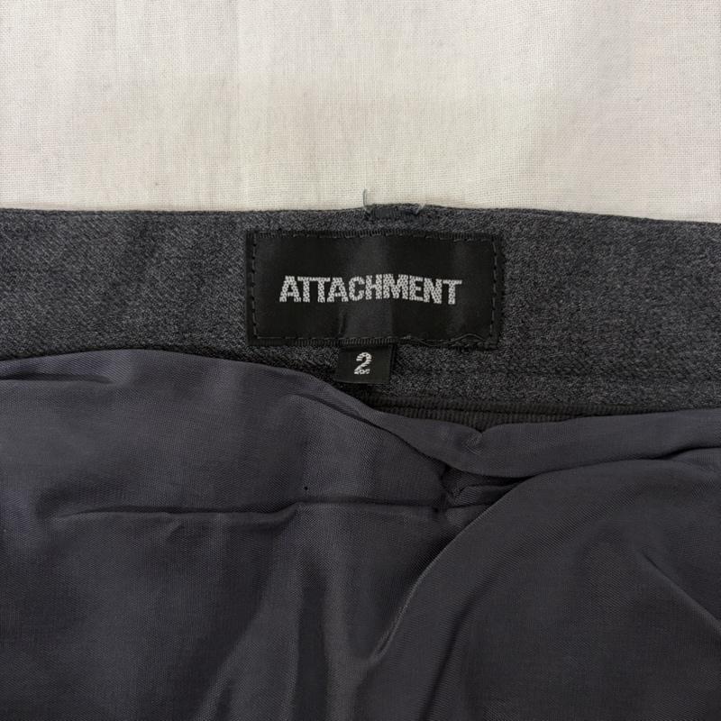 アタッチメント ATTACHMENT パンツ スラックス センタープレススラックスパンツ グレー 日本製 2 2 無地 灰 / グレー / gray メンズ USED 古着 中古 50159716