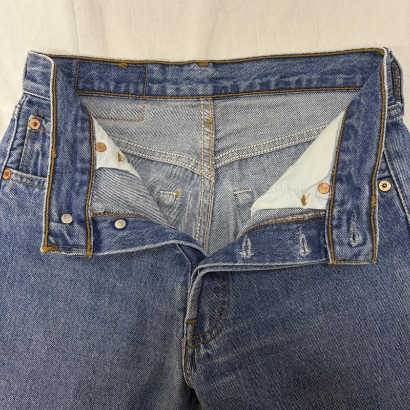リーバイス Levi s パンツ デニム、ジーンズ トルコ製 ユーロリーバイス 501 W27 L32 ボタンフライ ライトブルー 27インチ 無地 インディゴ / インディゴ / Indigo X 水色 / ライトブルー / メンズ USED 古着 中古 50159718