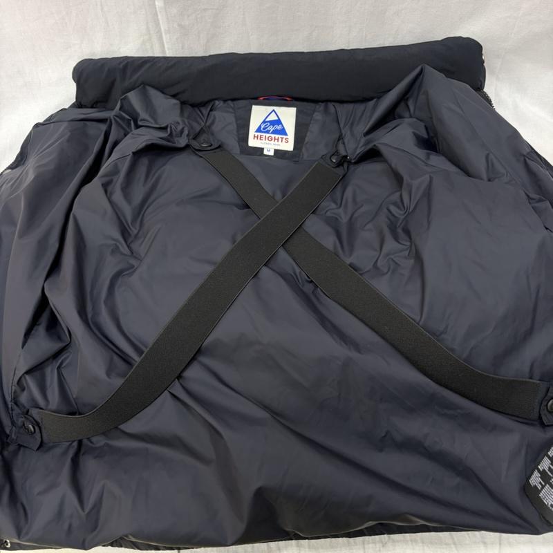 ケープハイツ Cape HEIGHTS ジャケット、上着 ダウンジャケット LYNDON ダウンジャケット black M リップストップ ラグランスリーブ M ロゴ、文字 黒 / ブラック / black レディース USED 古着 中古 50159726