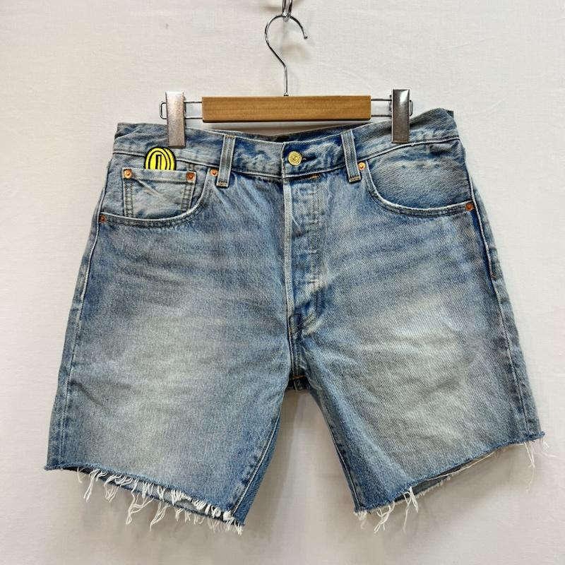 リーバイス Levi s パンツ ショートパンツ スーパーマリオ コラボ カットオフ デニム ショートパンツ 32インチ メンズ USED 古着 中古 50159759