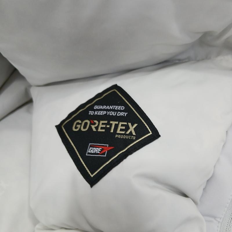 パレス PALACE ジャケット、上着 ダウンジャケット 22AW Gore-Tex Down Parka ダウン パーカー M 白 / ホワイト / white メンズ USED 古着 中古 50159929