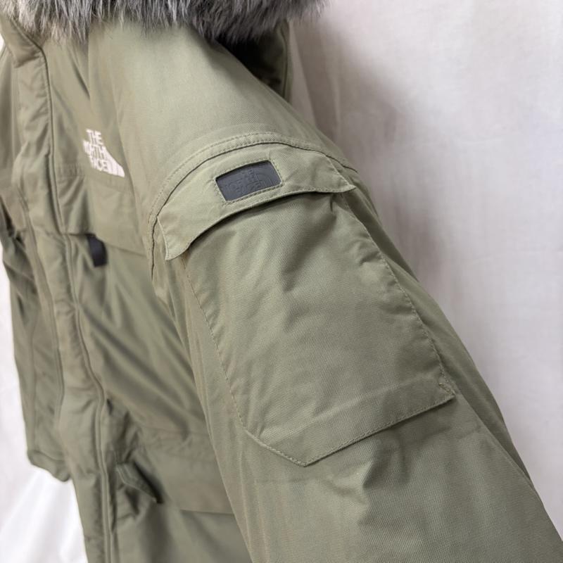 ザノースフェイス THE NORTH FACE ジャケット、上着 ダウンジャケット ND01556 マクマードダウンコート khaki M HyVent M ロゴ、文字 オリーブグリーン / オリーブグリーン / メンズ USED 古着 中古 50160168