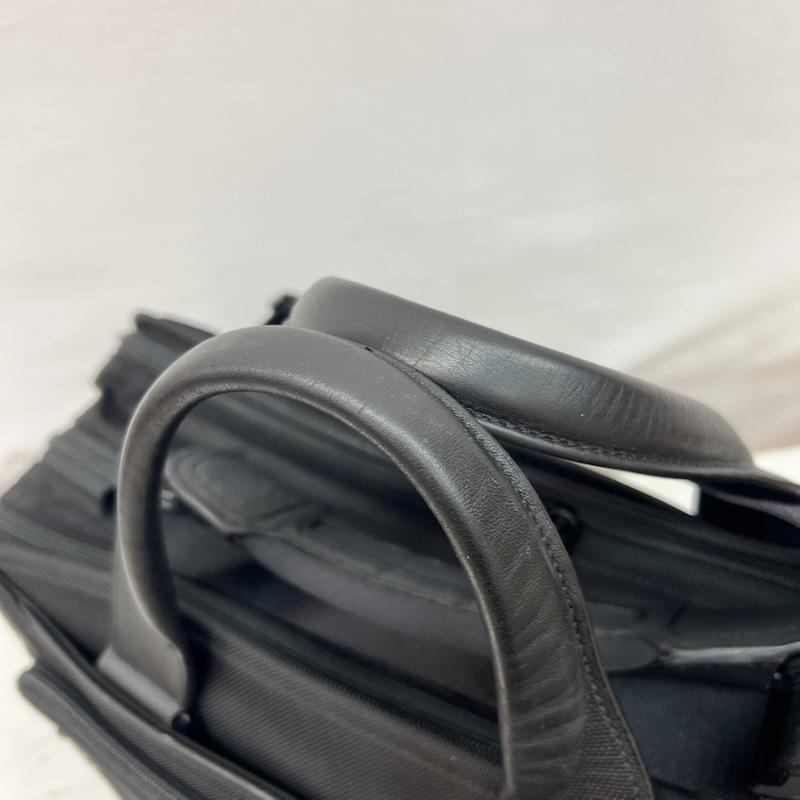 トゥミ TUMI ブリーフケース、書類かばん ブリーフケース、書類かばん ALPHA3 2WAY エクスパンダブル ブリーフケース 26303141 - 黒 / ブラック / black メンズ USED 古着 中古 50160213