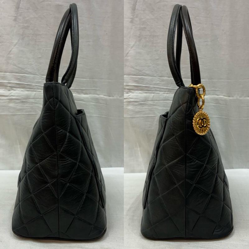 シャネル CHANEL トートバッグ トートバッグ マトラッセ ココマーク ゴールド メダリオン チャーム ラム レザー 復刻 トート バッグ - レディース USED 古着 中古 50160220