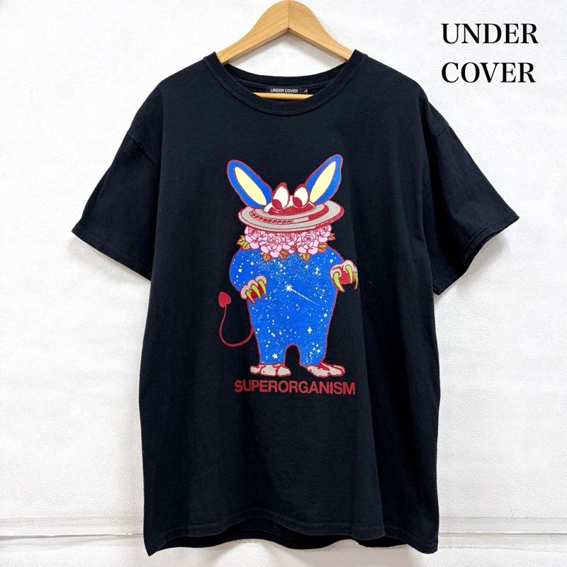 アンダーカバー UNDERCOVER Tシャツ 半袖 SUPER ORGANISM スーパーオーガニズム コラボ ロゴ プリント 半袖 Tシャツ JUN TAKAHASHI L プリント 黒 / ブラック / black X マルチカラー / マルチカラー / multicolor メンズ USED 古着 中古 50160316