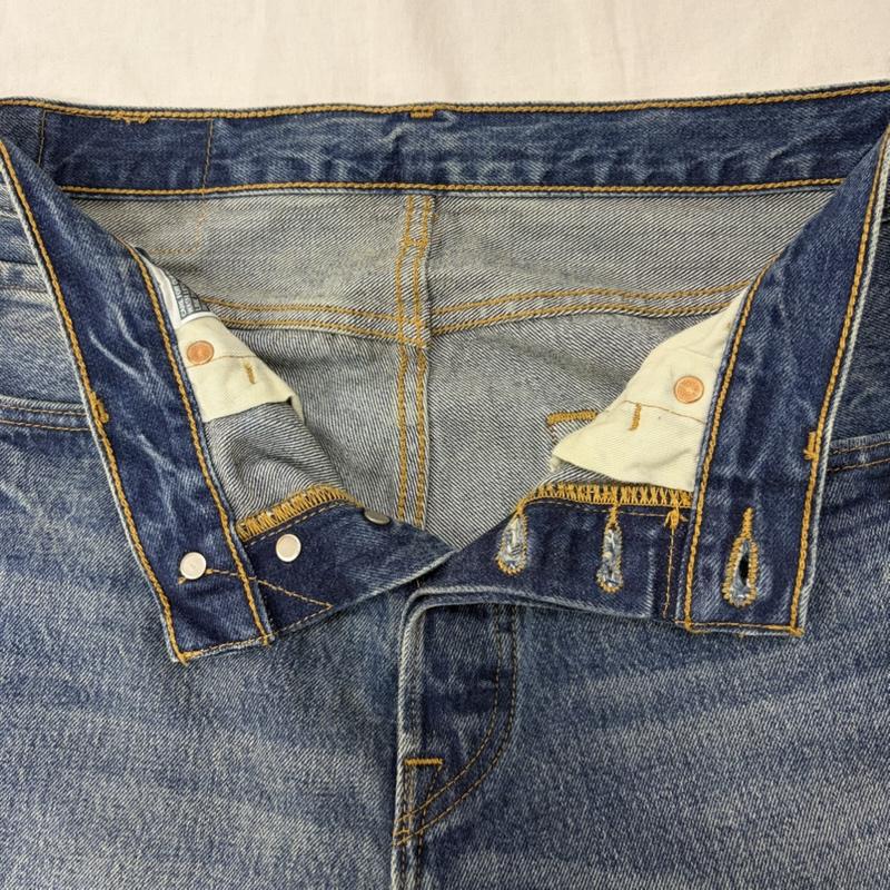 リーバイス Levi s パンツ デニム、ジーンズ 00501-1948 501 ストレートフィット ボタンフライ仕様 W31 L32 ブルー 31インチ 無地 青 / ブルー / blue メンズ USED 古着 中古 50160442