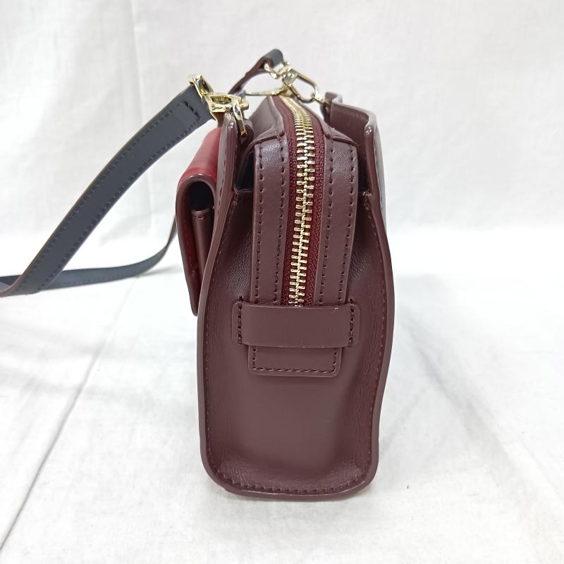 ポールスミス Paul Smith ショルダーバッグ ショルダーバッグ マルチカラーストライプ ロゴプリント ミニショルダーバッグ バーガンディー×レッド - ロゴ、文字 えんじ / ワインレッド / dark red レディース USED 古着 中古 50160515