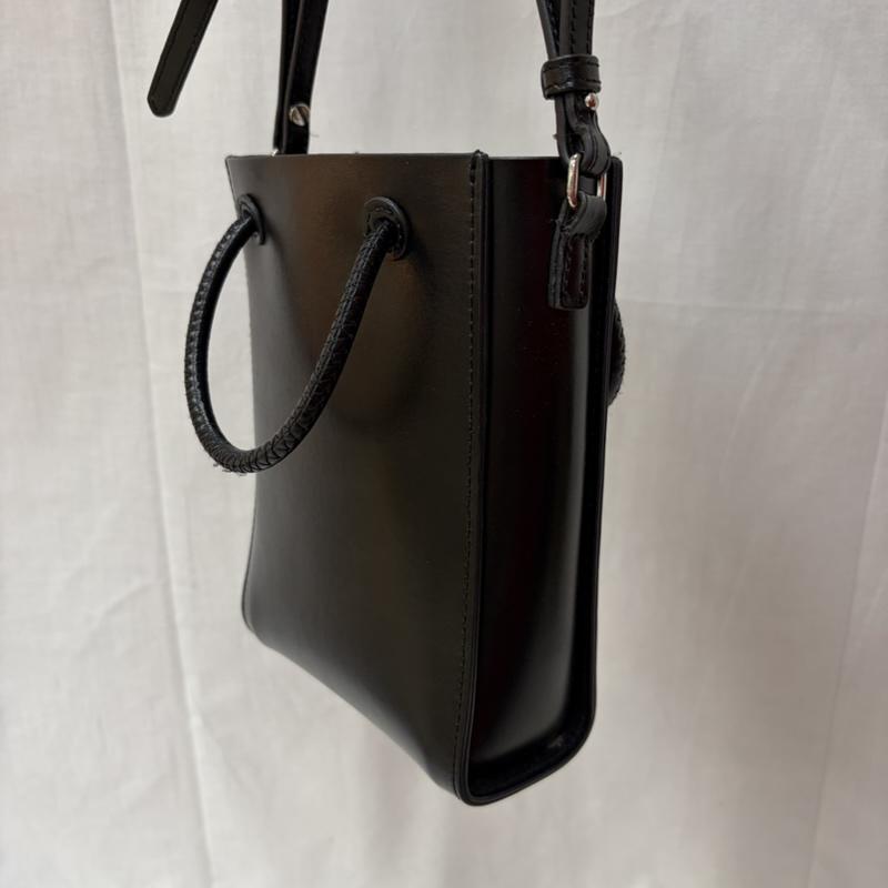 ヤーキ YAHKI ショルダーバッグ ショルダーバッグ ショルダーバッグ black スクエア レザー - 黒 / ブラック / black レディース USED 古着 中古 50160570