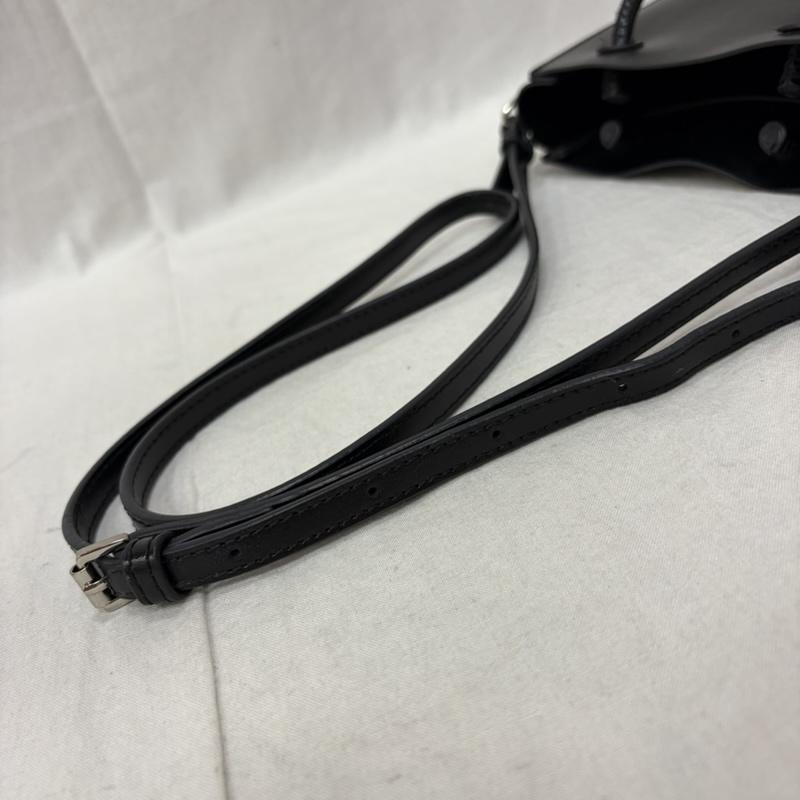ヤーキ YAHKI ショルダーバッグ ショルダーバッグ ショルダーバッグ black スクエア レザー - 黒 / ブラック / black レディース USED 古着 中古 50160570