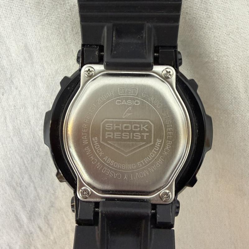 ジーショック G-SHOCK 腕時計 デジタル G-300G アナログデジタル 20気圧防水 ワールドタイム機能 black×gold - 無地 黒 / ブラック / black X 金 / ゴールド / gold color メンズ USED 古着 中古 50160655