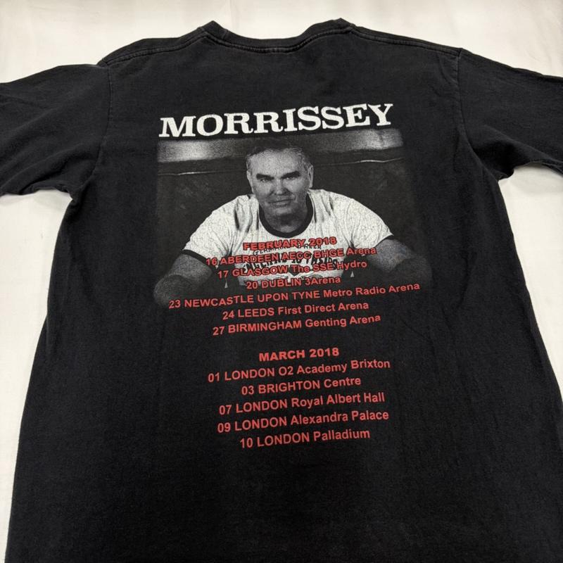 古着 USED Tシャツ 半袖 MORRISSEY 半袖 グラフィック 両面 プリント 2018 ツアーT BAND バンT フォト フェード - ロゴ、文字 X プリント 黒 / ブラック / black X 白 / ホワイト / white X 赤 / レッド / red メンズ USED 古着 中古 50160684