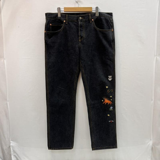 グッチ GUCCI パンツ デニム、ジーンズ 刺繍 ロゴ エンブロイダリー ブラックデニム 408637 size:39 - メンズ USED 古着 中古 50160706